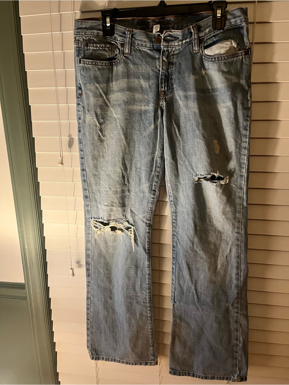 Abercrombie & Fitch Light Blue Distressed Straight Jeans